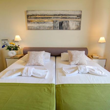 Chriselen Hotell Eleonas Eksteriør bilde