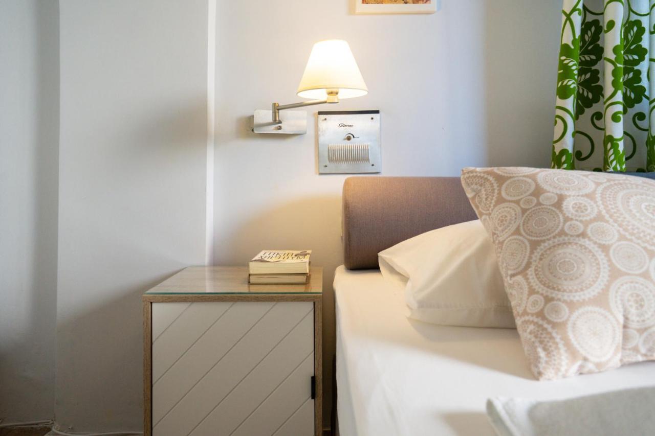 Chriselen Hotell Eleonas Eksteriør bilde