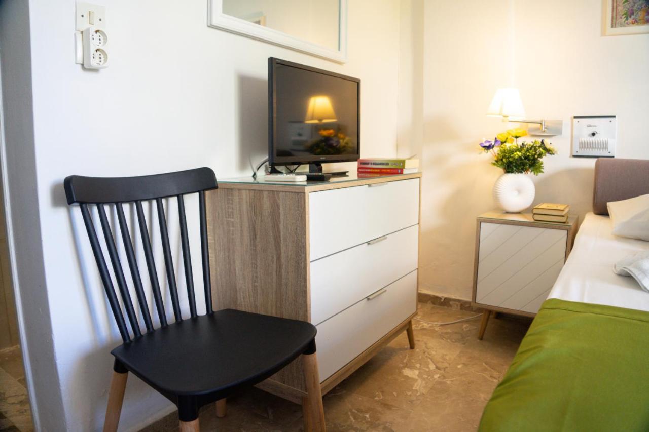 Chriselen Hotell Eleonas Eksteriør bilde